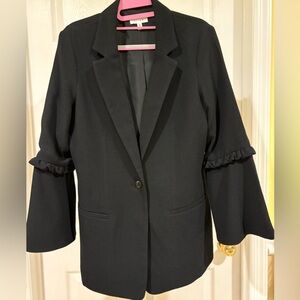 NWOT K/Lab Black Top with Ruffle Sleeves medium